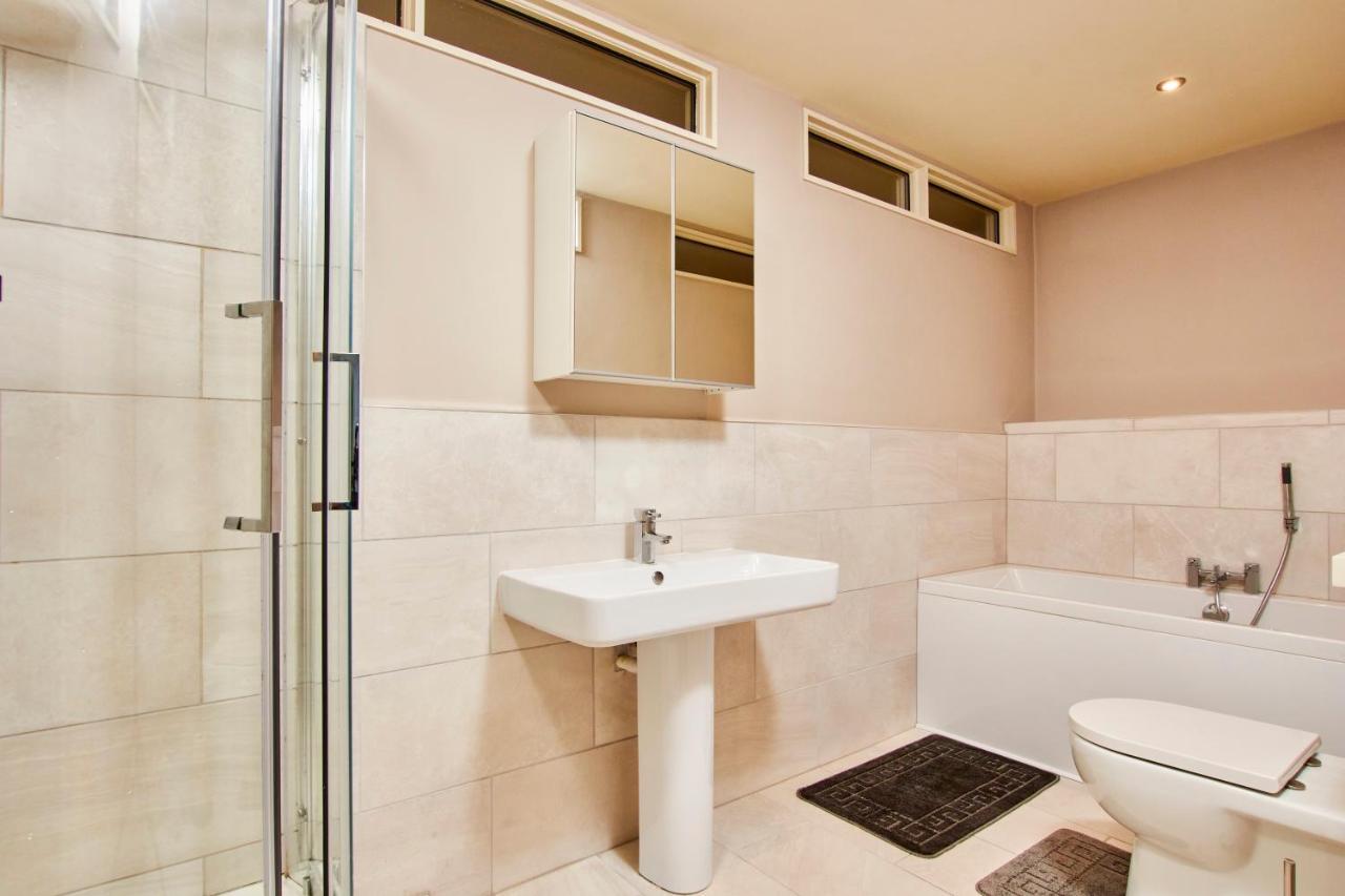 The Stunning Central Harrogate Abode - Sleeps 6 Dış mekan fotoğraf